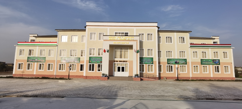 巴合塔尔市学校全景.jpg