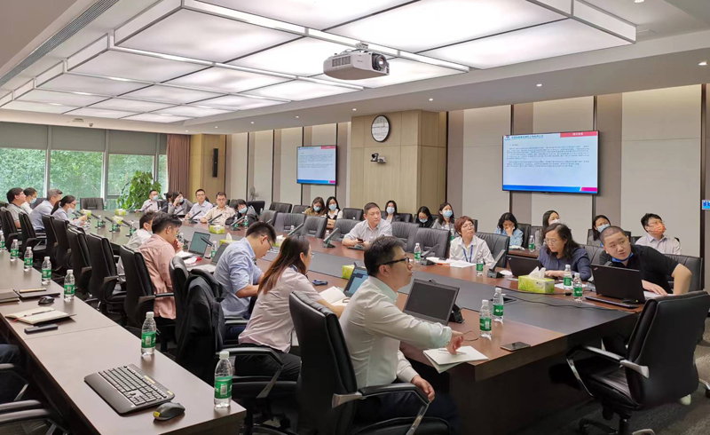 公司财务资金部举办外汇业务专题培训照片.jpg