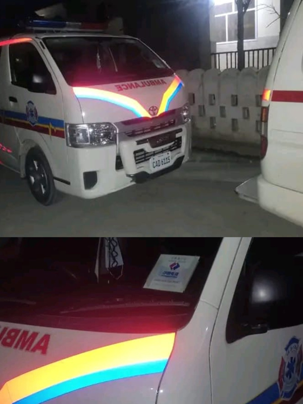 巴沙救护车运送伤员.jpg