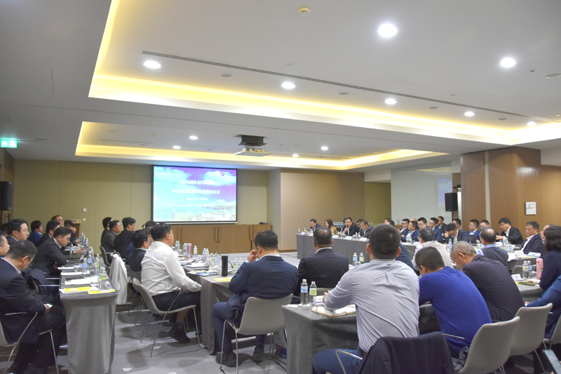 研讨会.JPG